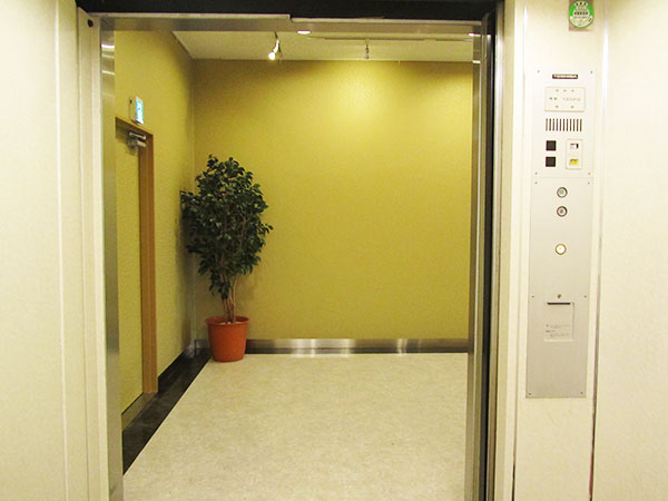 エレベーター4の画像
